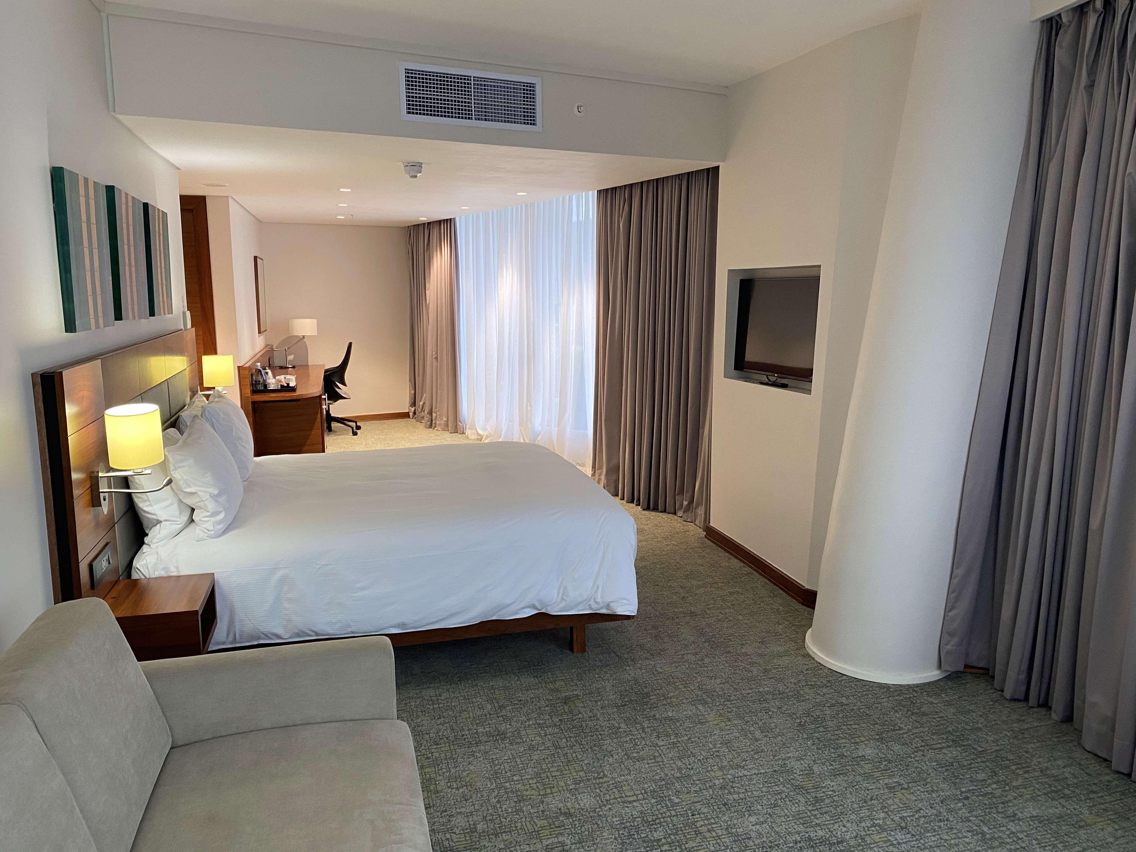 Hilton Garden Inn Mbabane Bagian luar foto