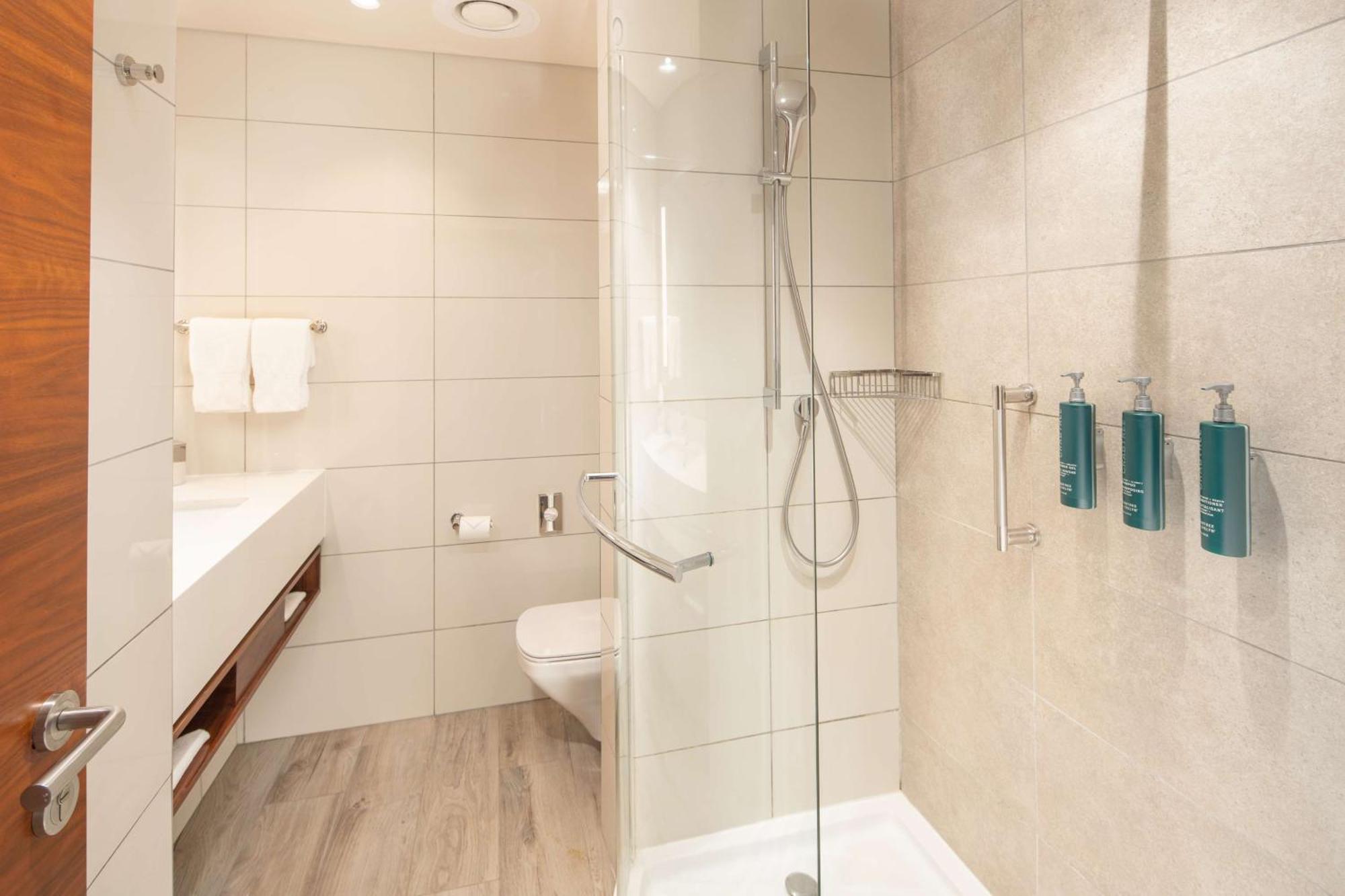 Hilton Garden Inn Mbabane Bagian luar foto