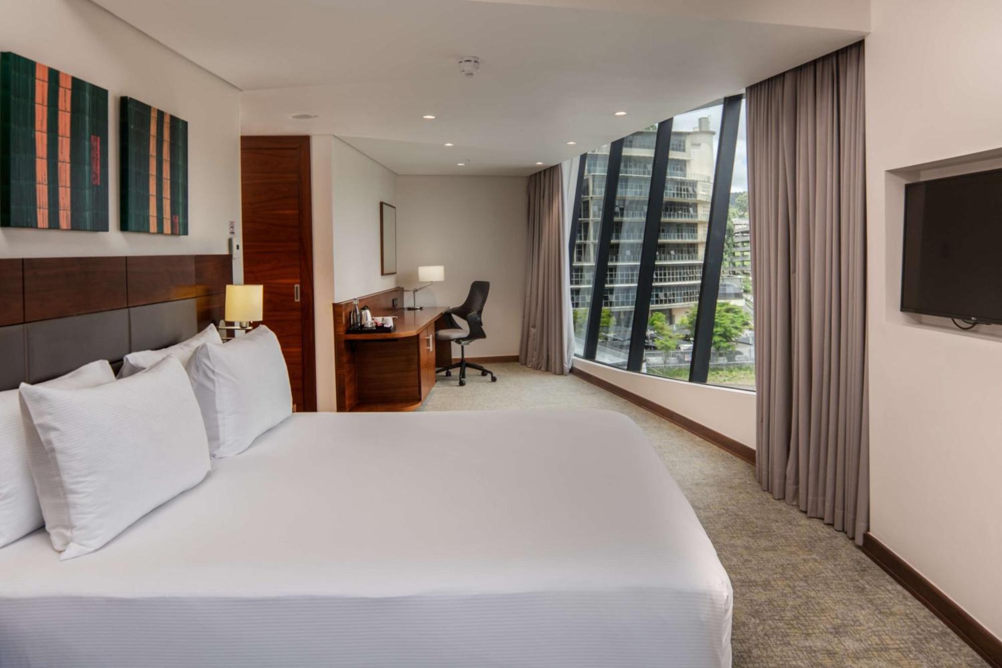 Hilton Garden Inn Mbabane Bagian luar foto