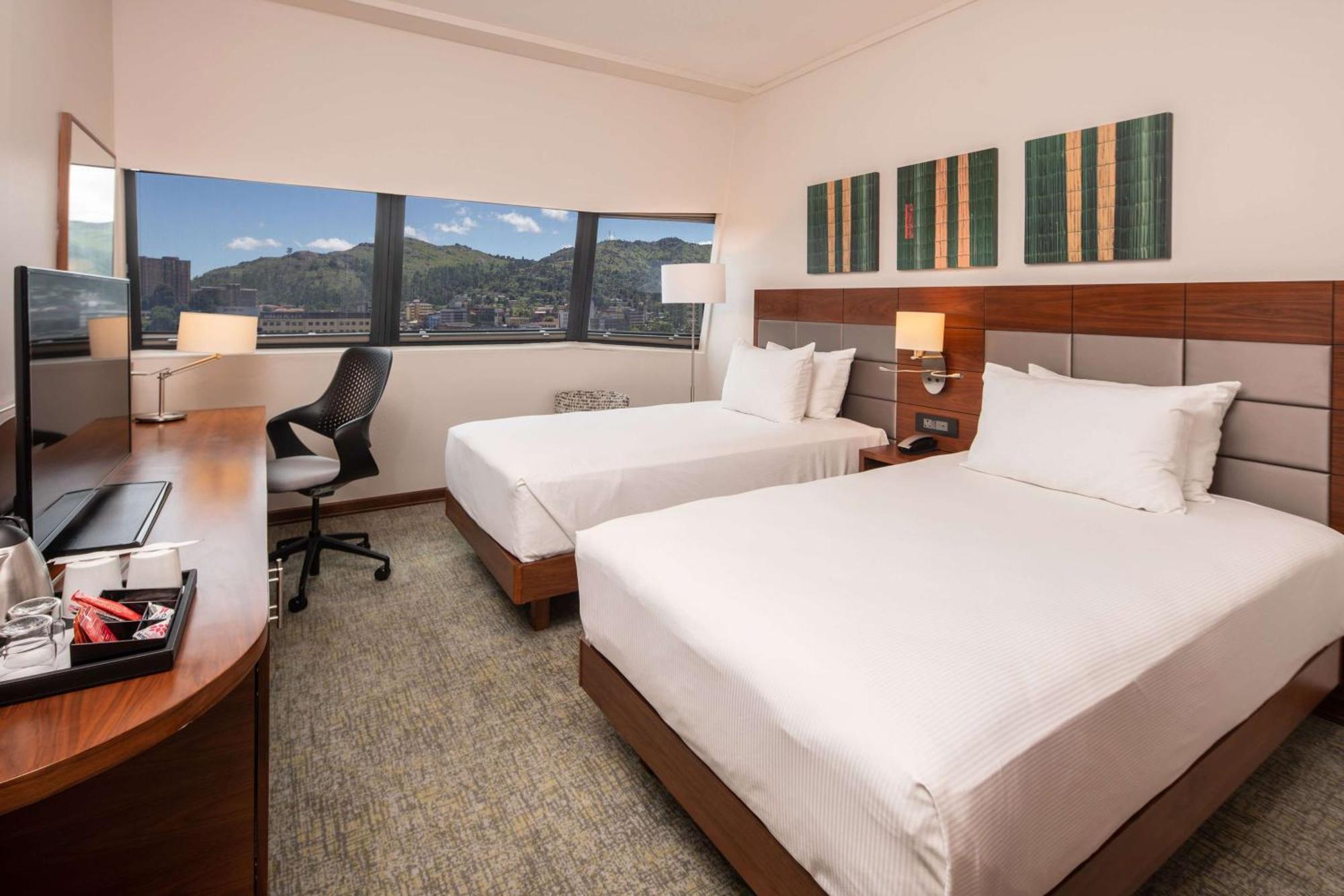 Hilton Garden Inn Mbabane Bagian luar foto